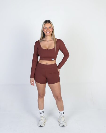 Conjunto Manga longa marrom