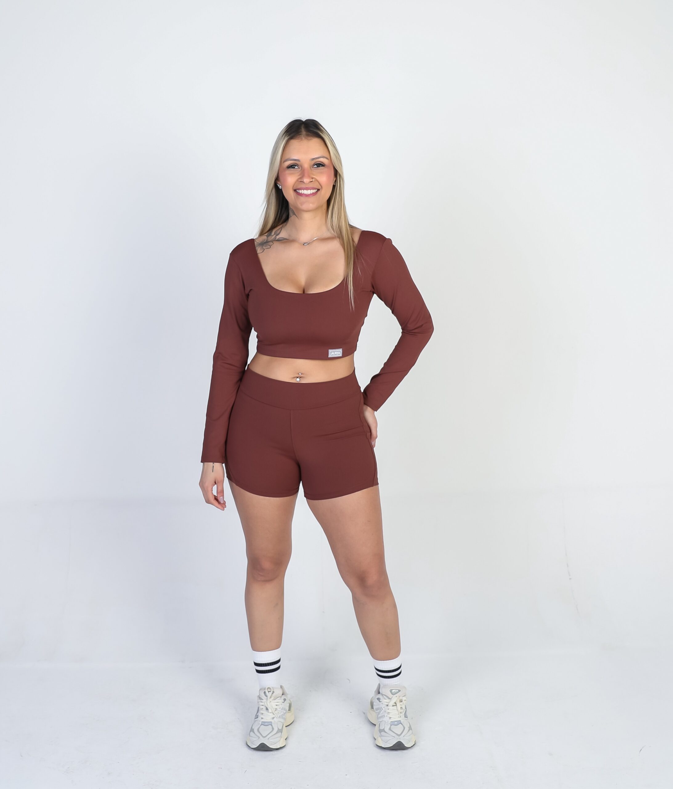 Conjunto Manga longa marrom